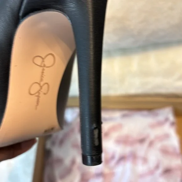 JESSICA SIMPSON Booties - Picture 10 of 10